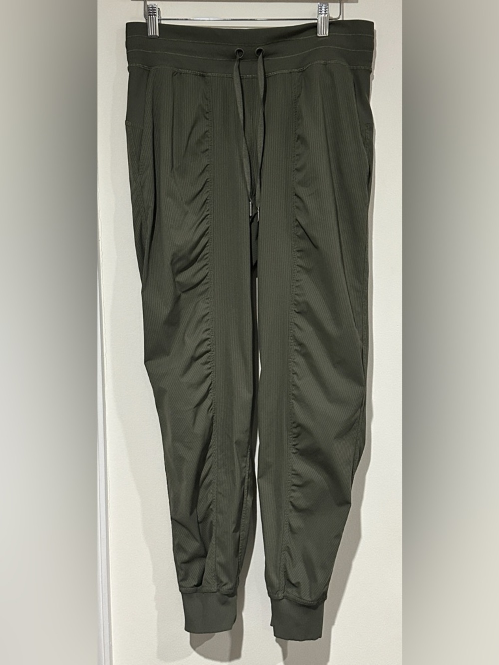 Lululemon Dance Studio Mid-Rise Jogger Full Length Olive Green